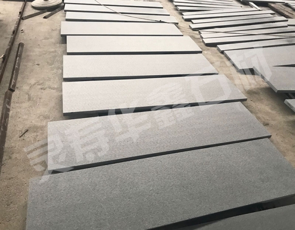 俄羅斯城市機場路沿石